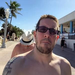 Meet your Posher, Marc